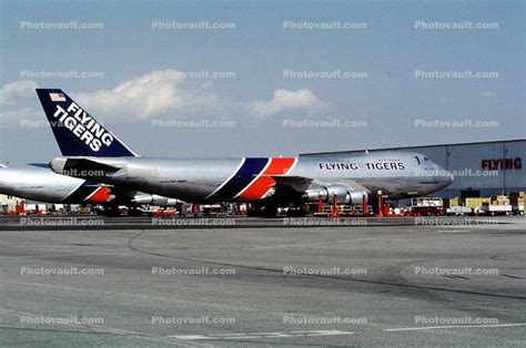 flying tiger line boeing 747 model